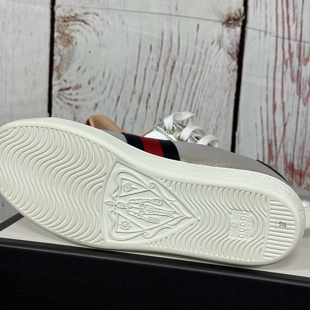 GUCCI ACE Year of the Dog Metallic Silver Women’s Napa Leather Sneakers 7 NiB - Picture 6 of 17